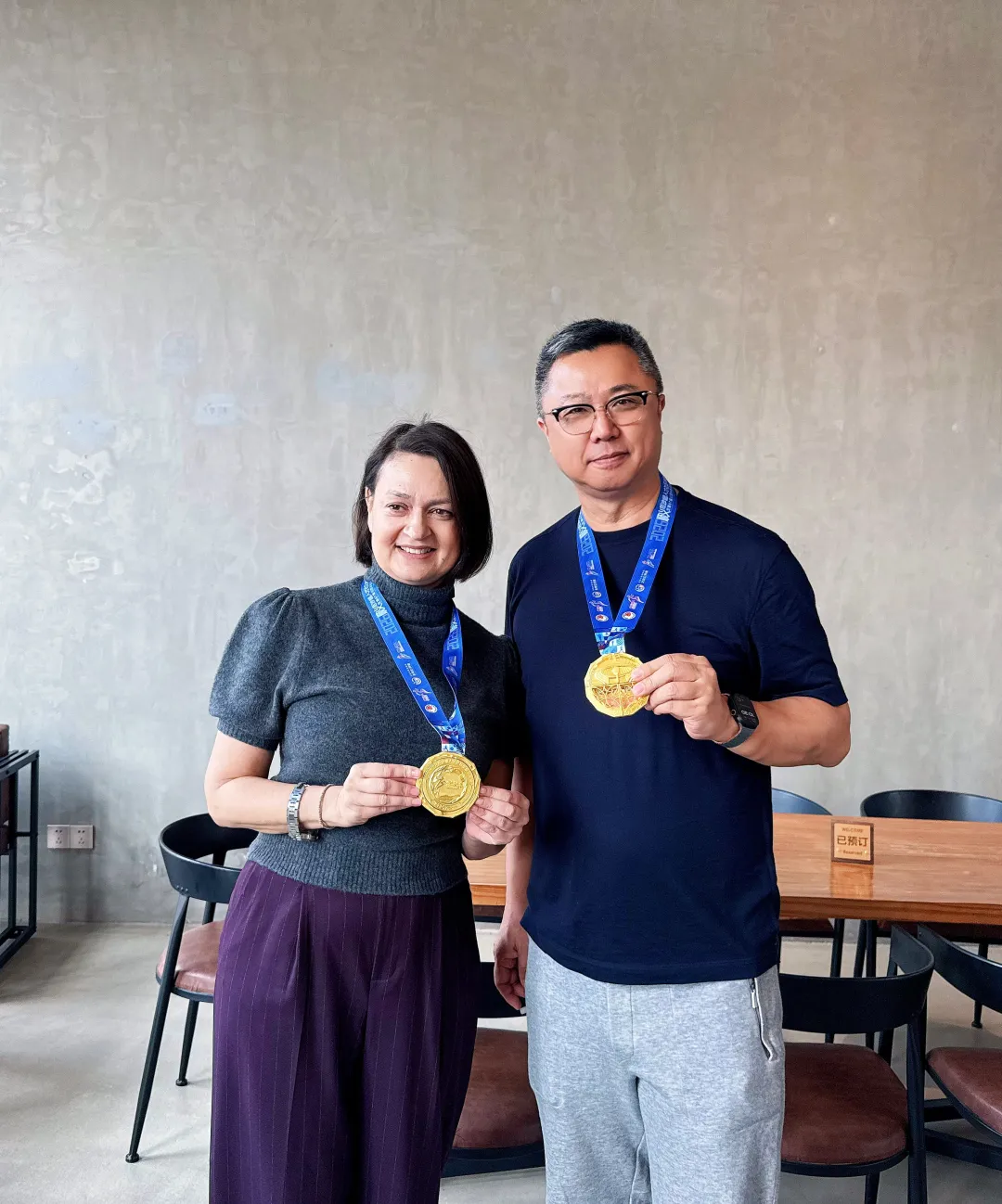 潘锋与塞浦路斯驻华大使共同出席顺义后沙峪马拉松赛事活动 